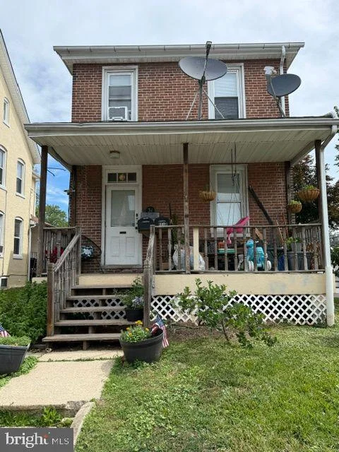 31 W 4th Street