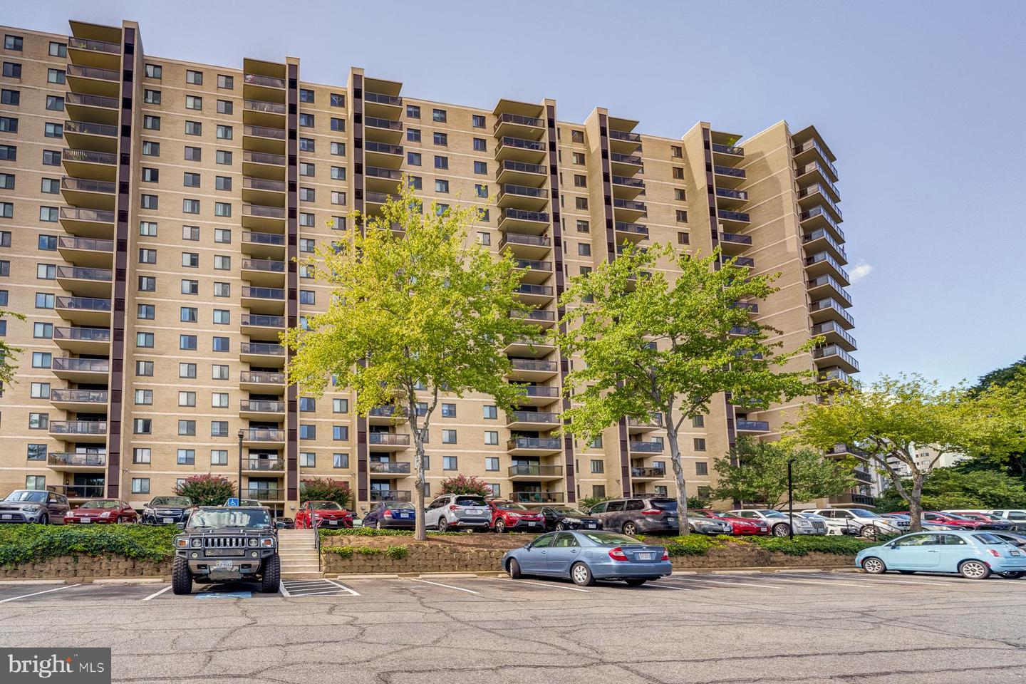 View Alexandria, VA 22304 condo