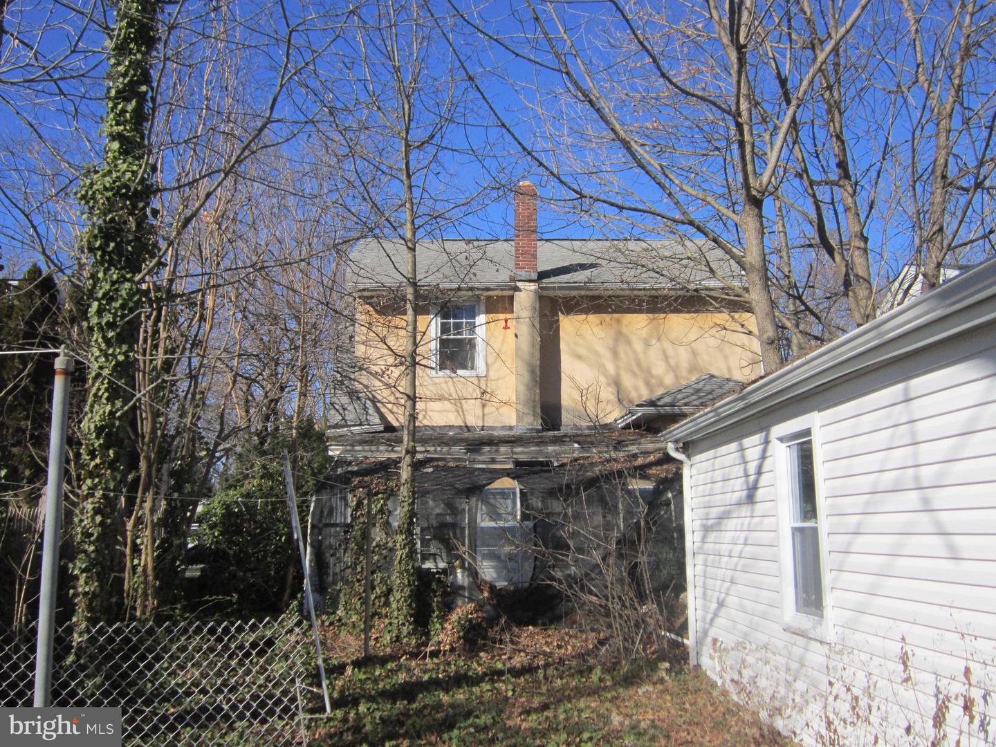 Photo 6 of 6 of 111 Leconey Cir house