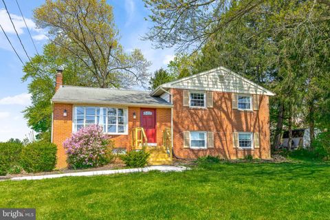 Single Family Residence in Lancaster PA 918 Centerville ROAD.jpg