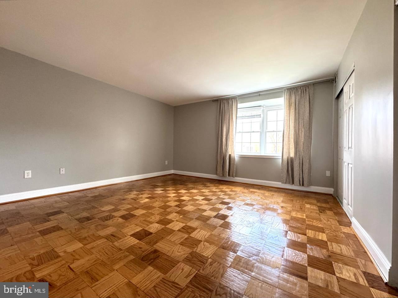Photo 13 of 21 of 778 QUINCE ORCHARD BLVD #201 condo