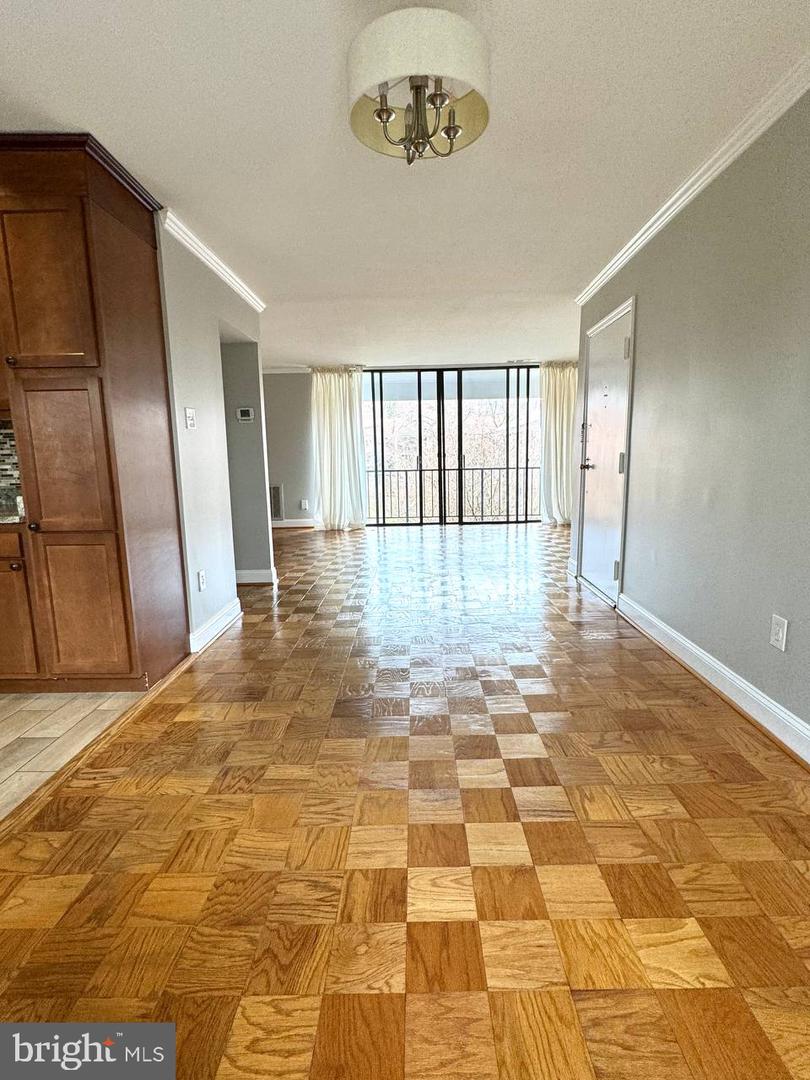 Photo 5 of 21 of 778 QUINCE ORCHARD BLVD #201 condo