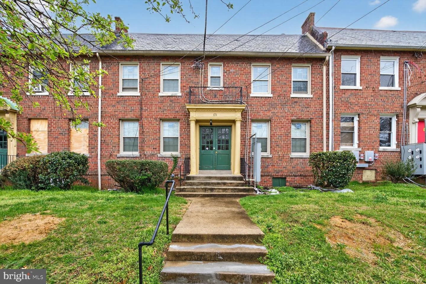 171 35th Street NE