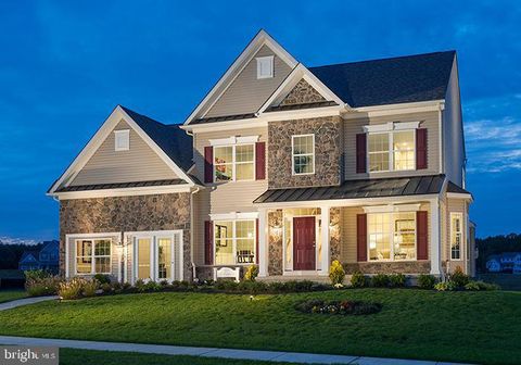 Single Family Residence in Claymont DE 201 Coral DRIVE.jpg