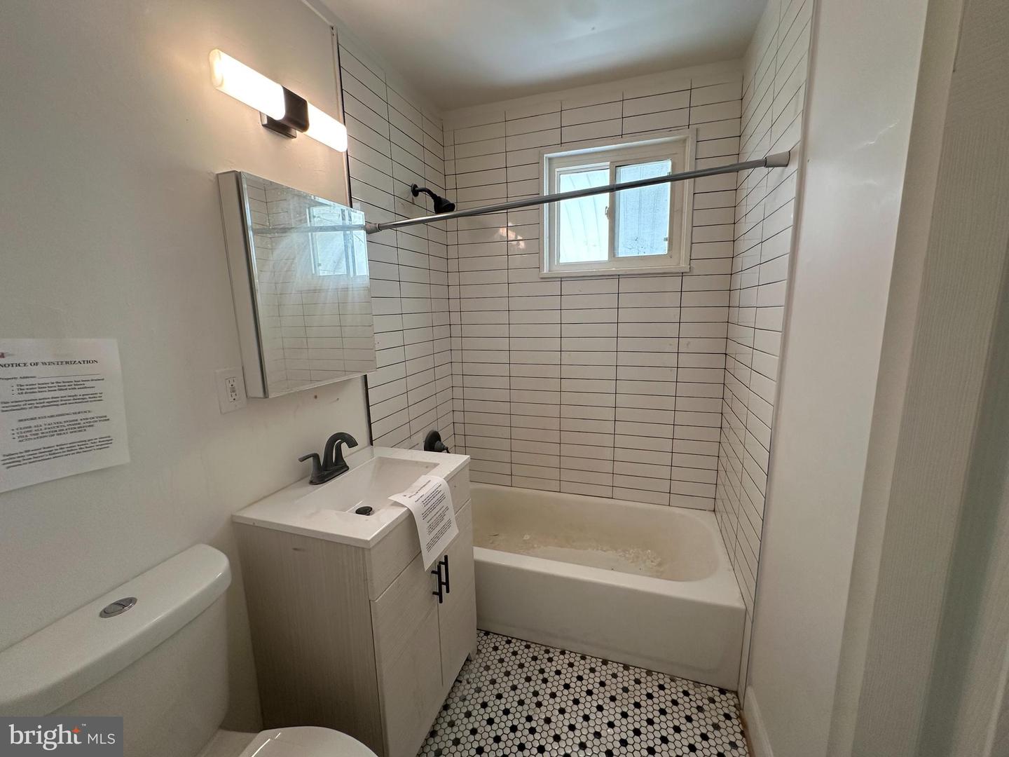 Photo 9 of 11 of 2308 Romney Ct multi-family property