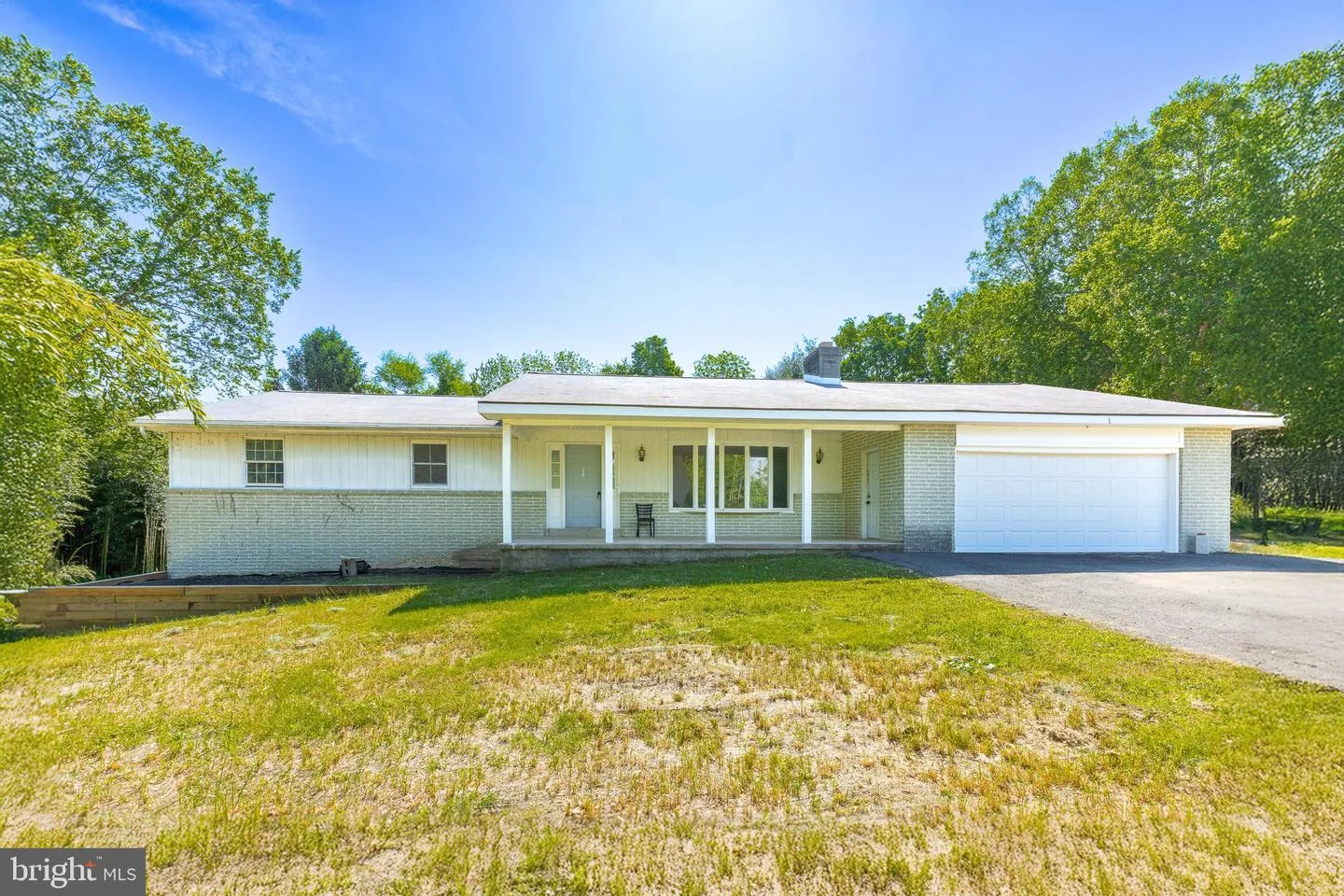 482 W Christine Road