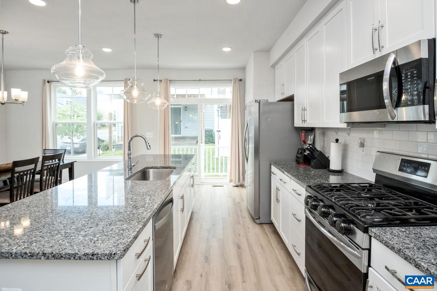 Photo 6 of 42 of 3444 Montague St townhome
