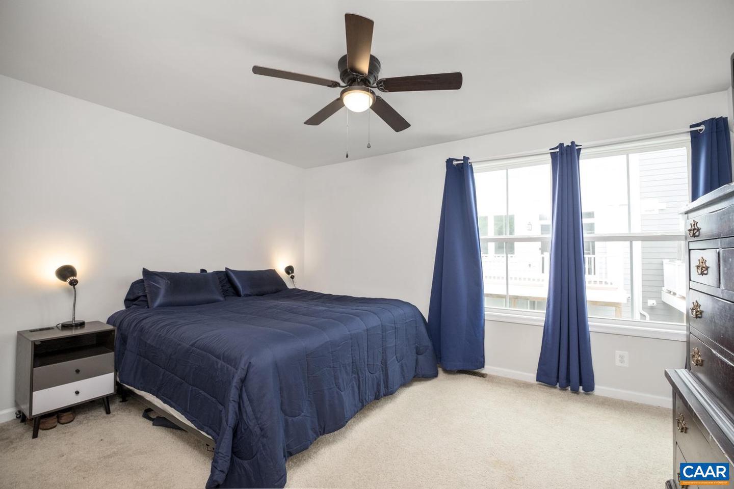 Photo 11 of 42 of 3444 Montague St townhome