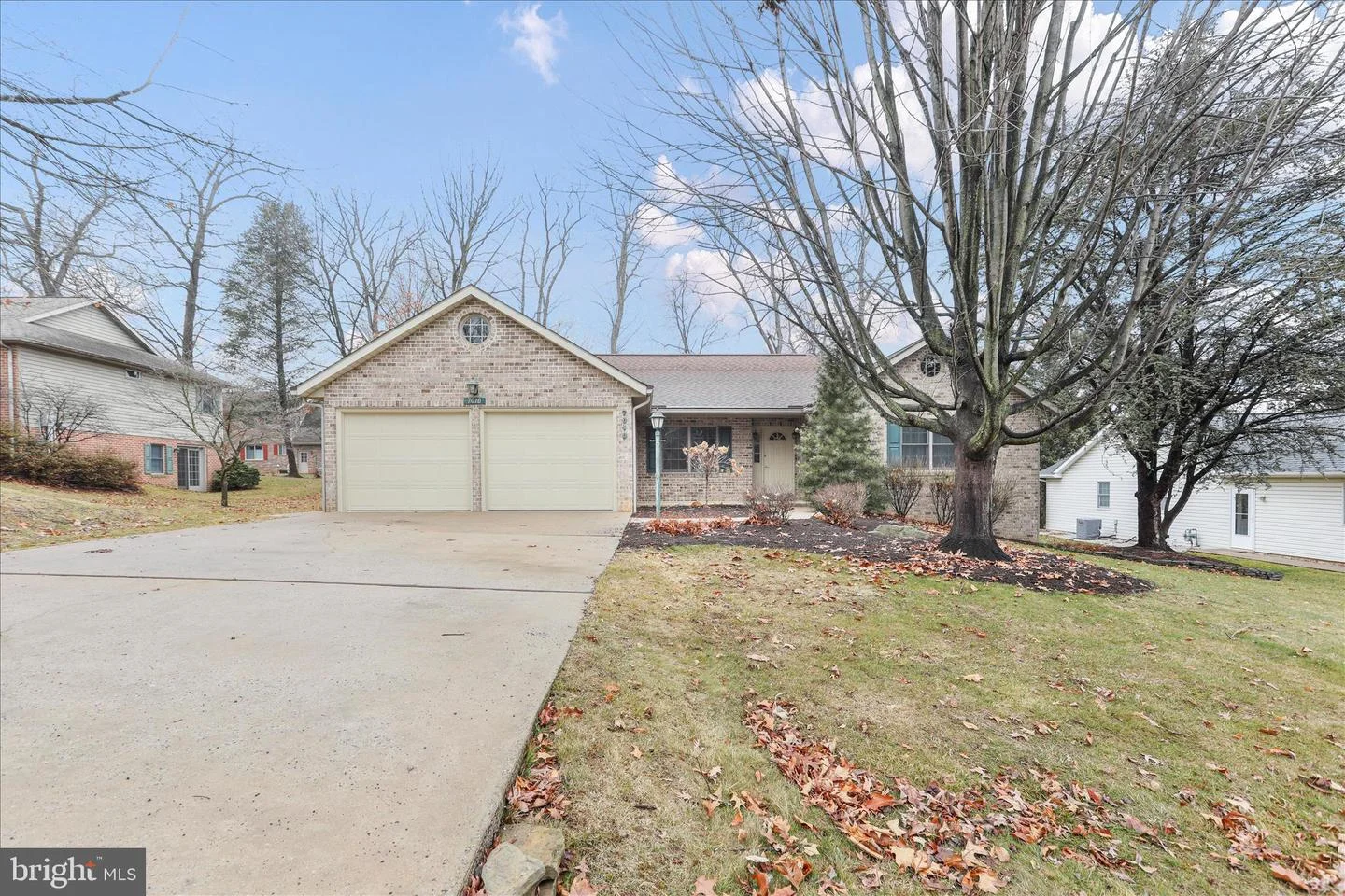 7010 Fairway Oaks