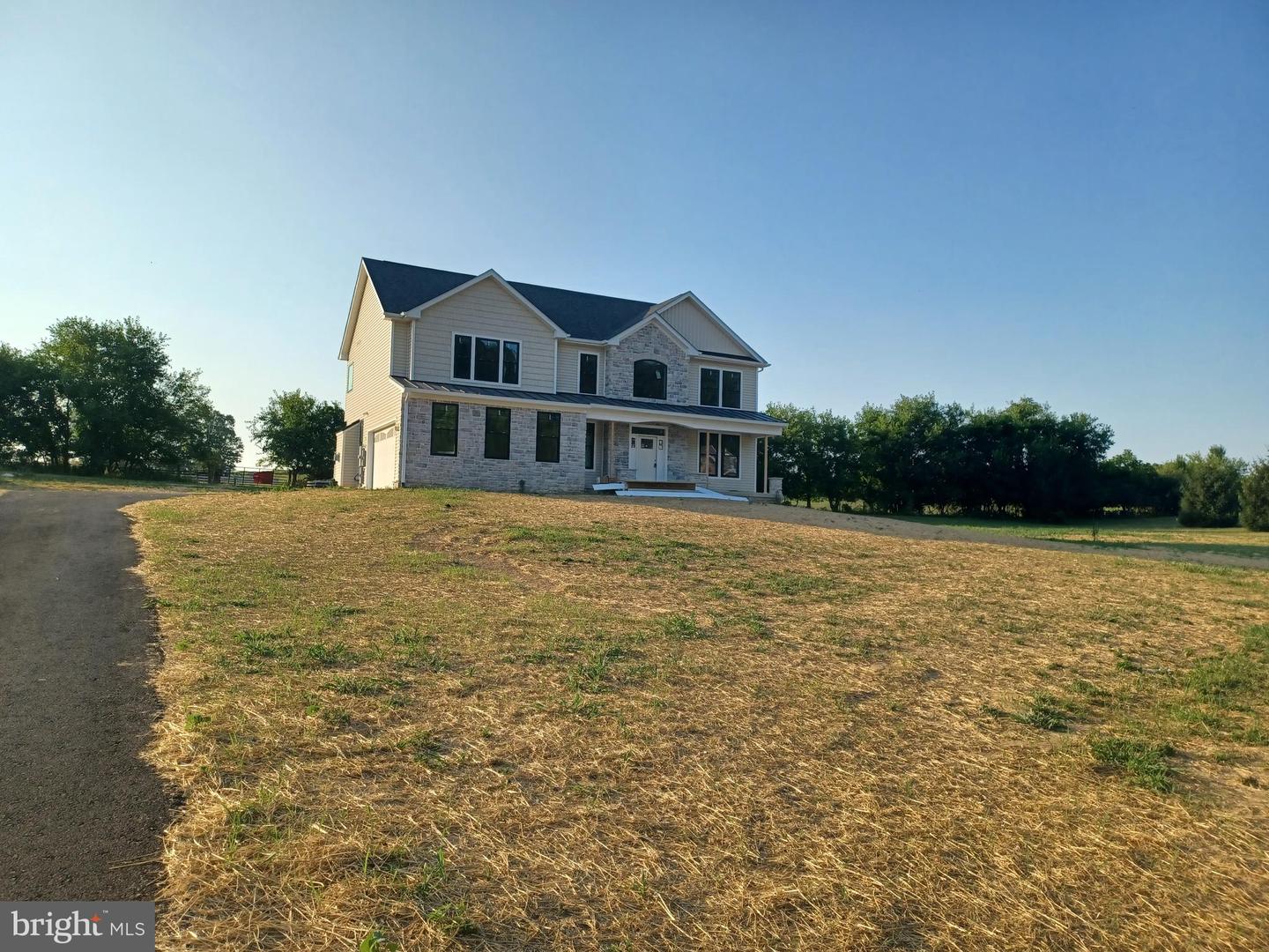 Photo 5 of 12 of 149 Elegant Drive house