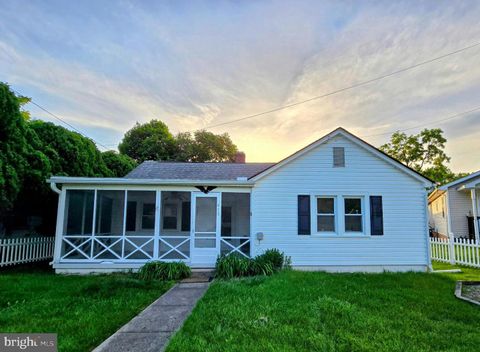 Single Family Residence in Strasburg VA 475 Banks Fort ROAD.jpg