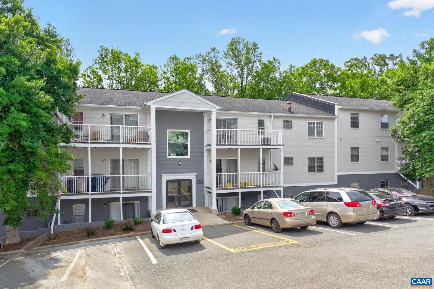 545 Burgoyne Rd Unit 2
