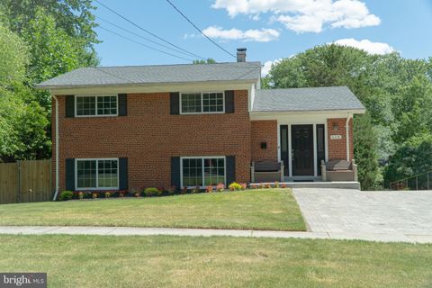 Single Family Residence in Silver Spring MD 408 Waterford ROAD.jpg