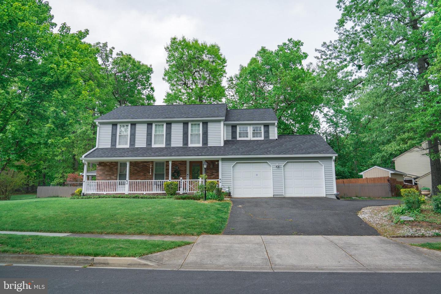 Photo 1 of 40 of 9908 Woodstream Ct house