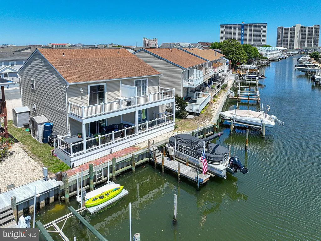 145 Newport Bay Drive Unit 8