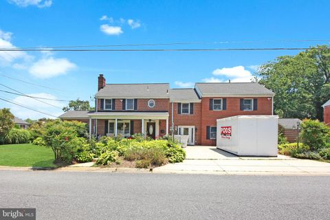 Single Family Residence in Silver Spring MD 9509 Wire AVENUE.jpg