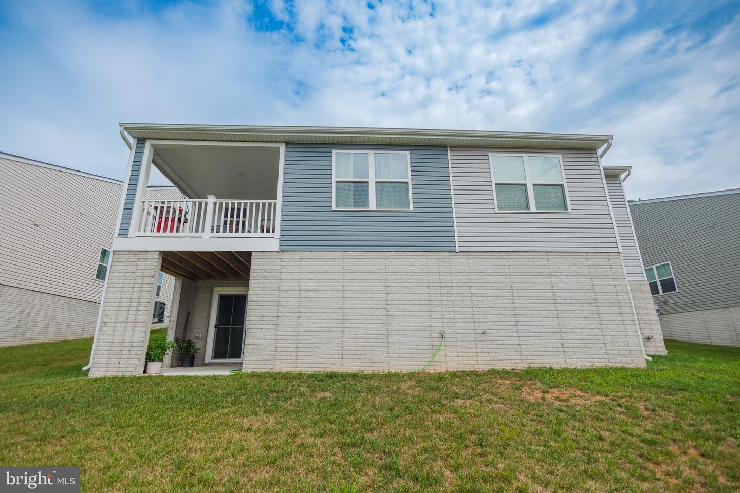 Photo 3 of 26 of 45 Blantons Rd townhome