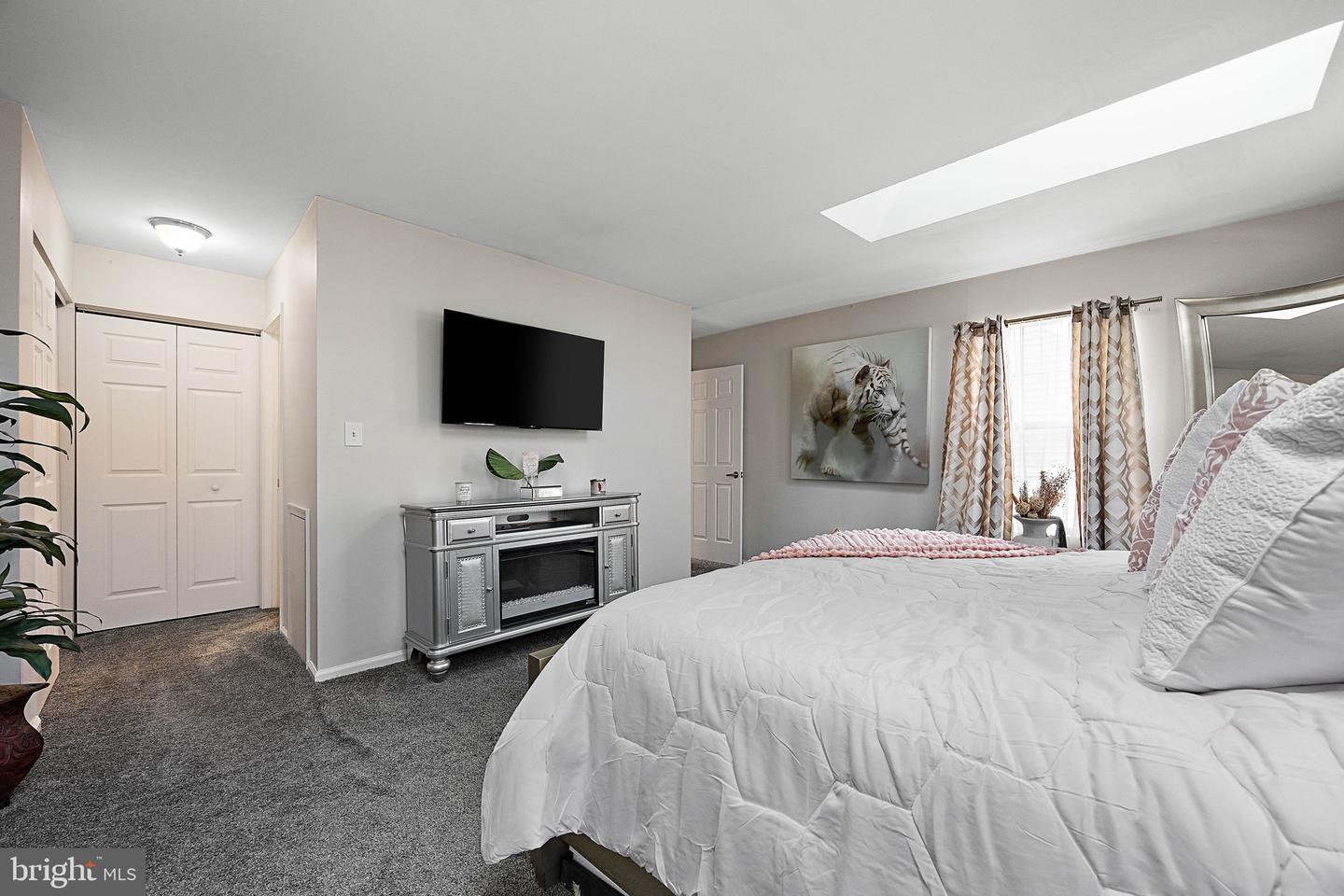 Photo 5 of 29 of 11 Monferrato Ct townhome