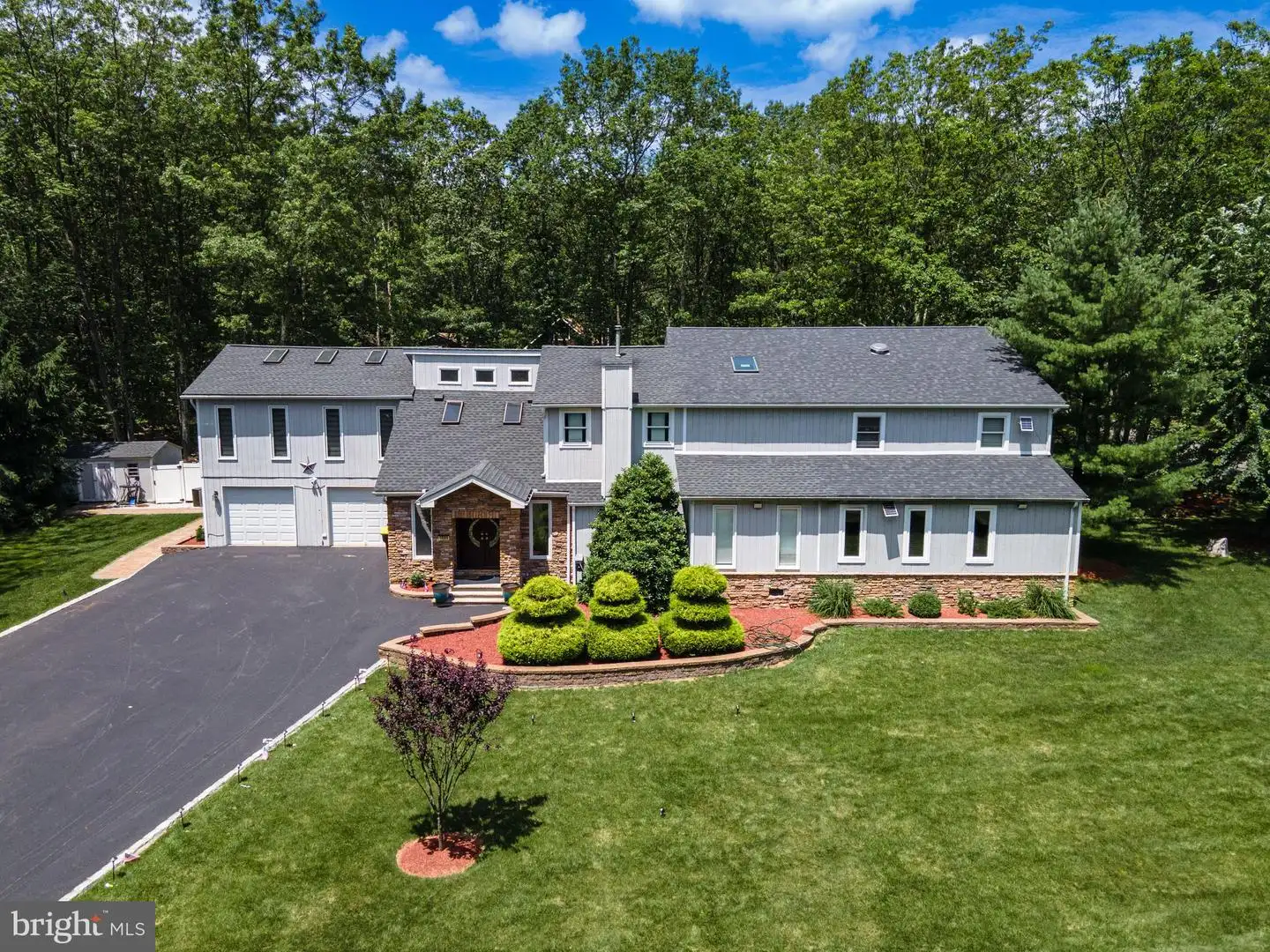 1555 Longleaf Drive, Effort, PA, 18330