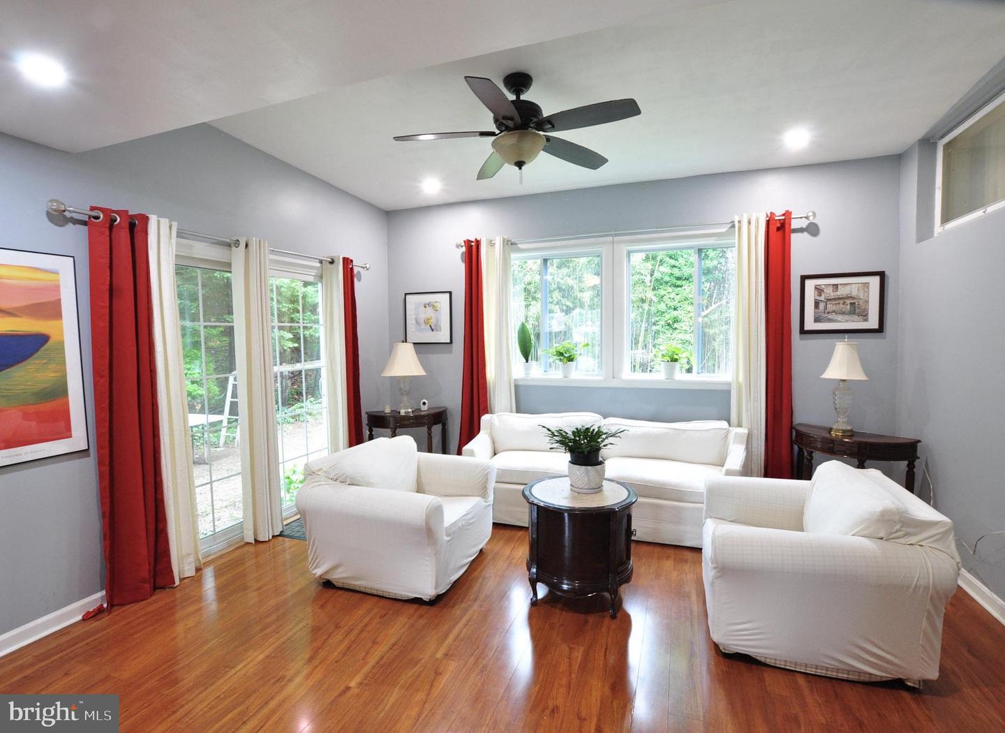 2212 Mcauliffe Drive, Rockville, MD, 20851