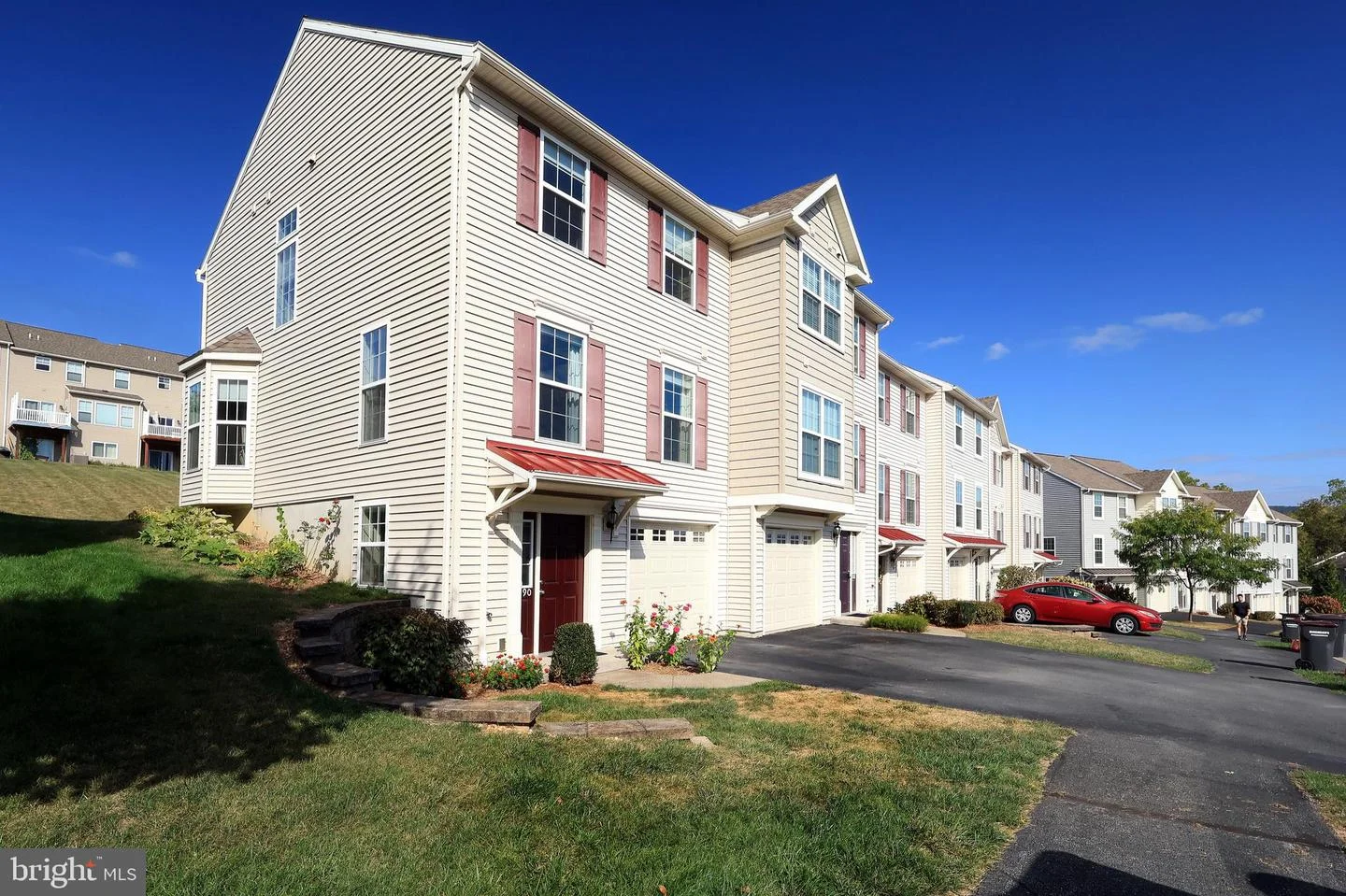 190 Kestrel Lane
