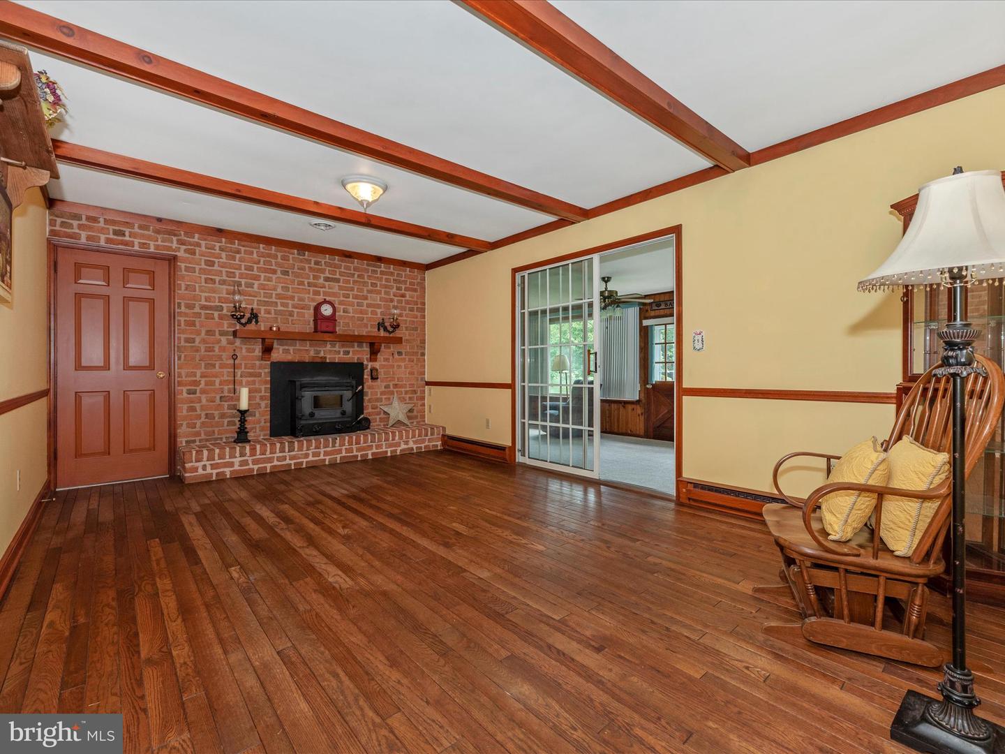 Photo 5 of 47 of 11390 Pine Hill Drive house