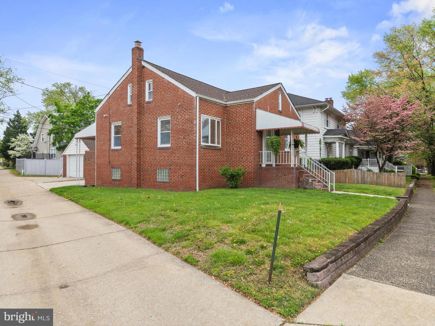 Listing image 1