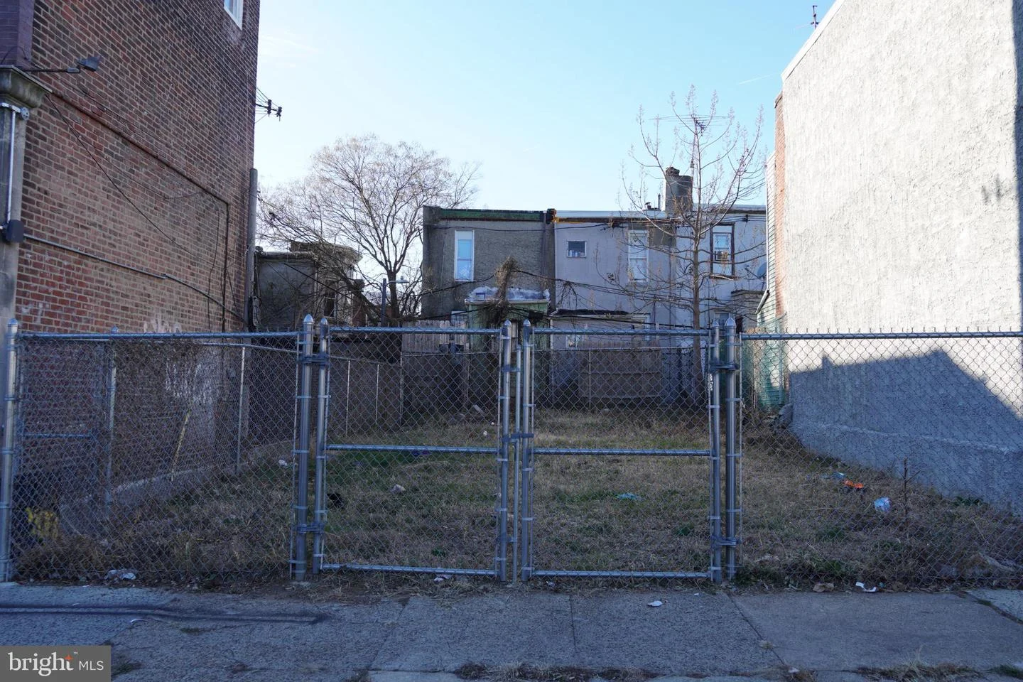 3310 I Street
