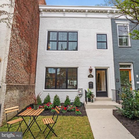 1708-1/2 10th St NW Washington DC 20001