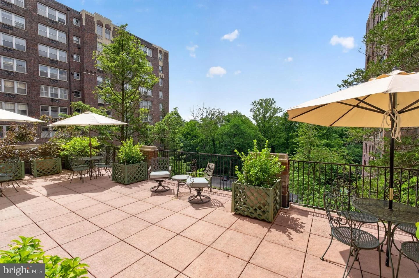 4000 Cathedral Avenue NW Unit 229/239 B