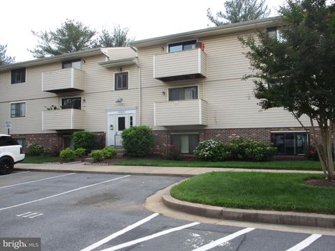 Condominium in Germantown MD 12421 Hickory Tree WAY.jpg