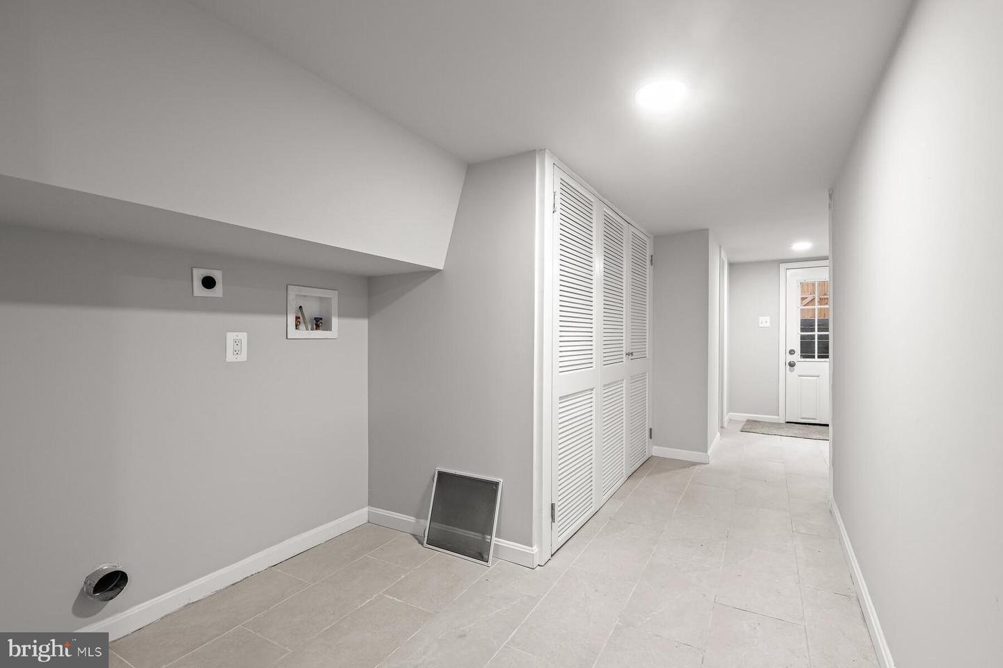 Photo 24 of 32 of 1632 Ruxton Ave townhome