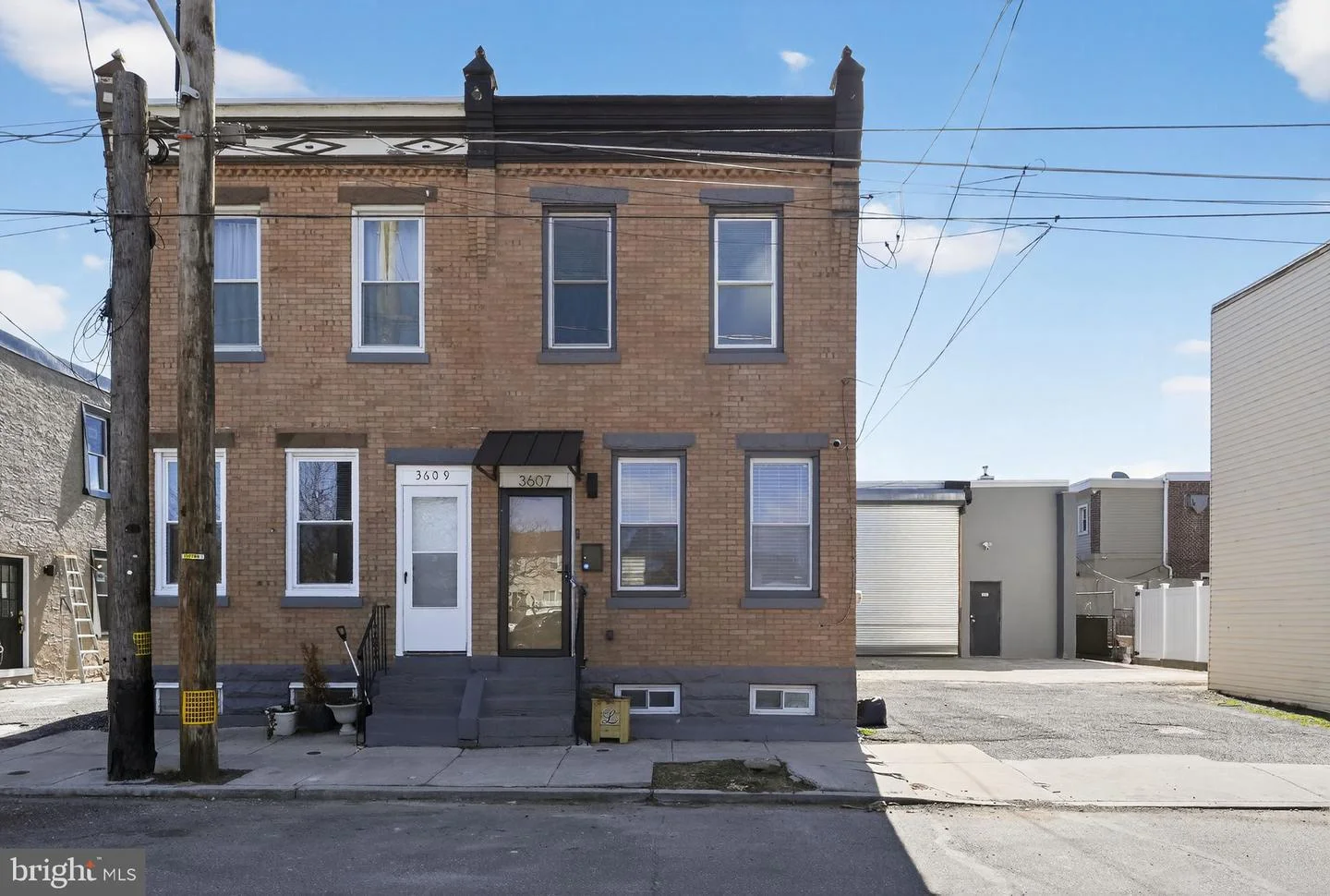 3607 Salmon Street