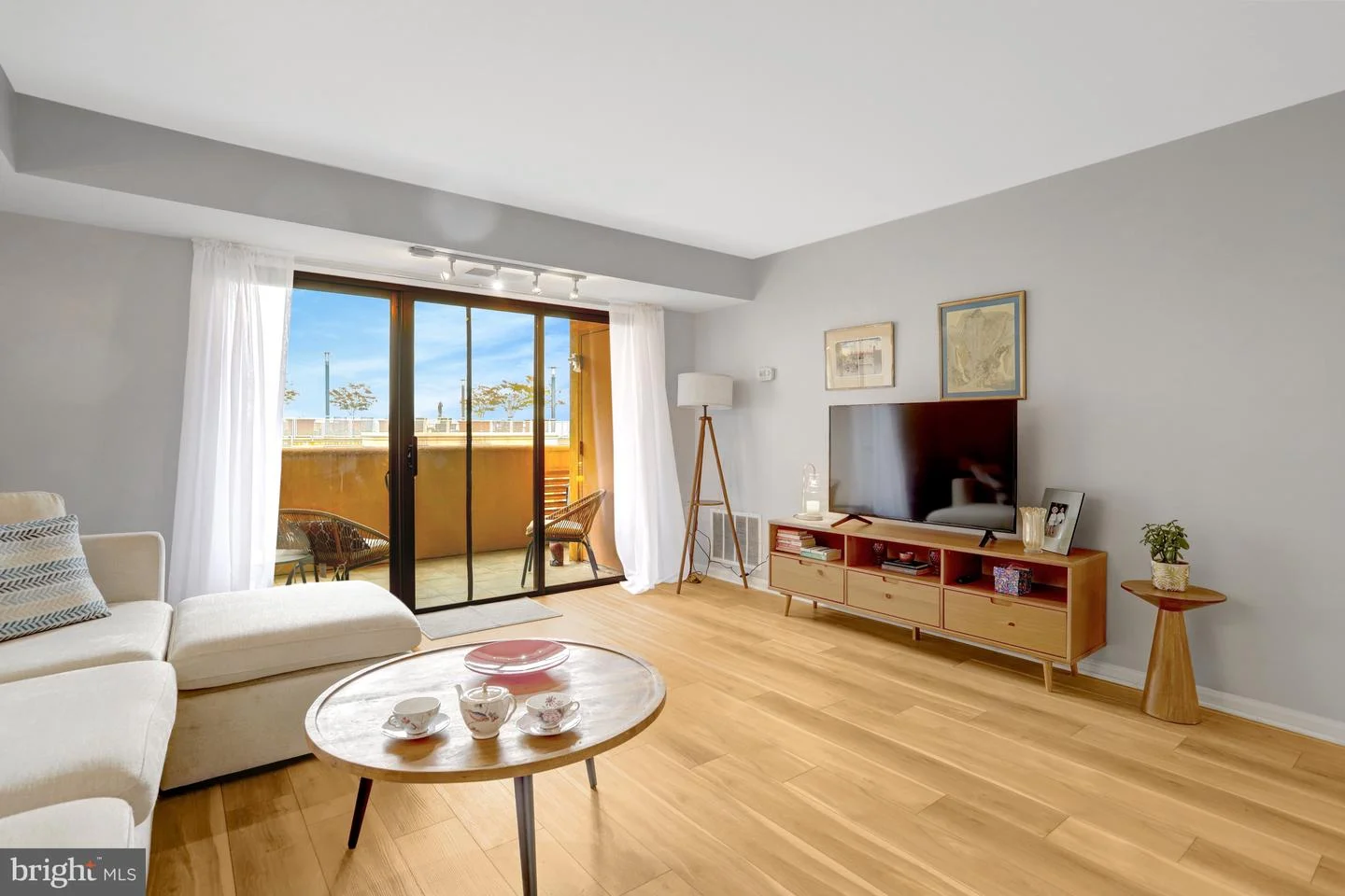 1301 N Courthouse Road Unit 1108