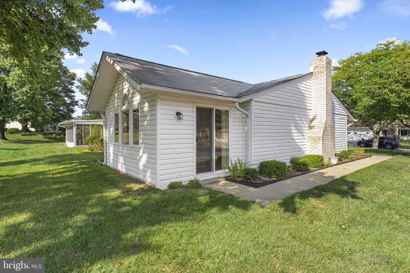 Photo 9 of 51 of 15400 Short Ridge Ct #42-A multi-family property