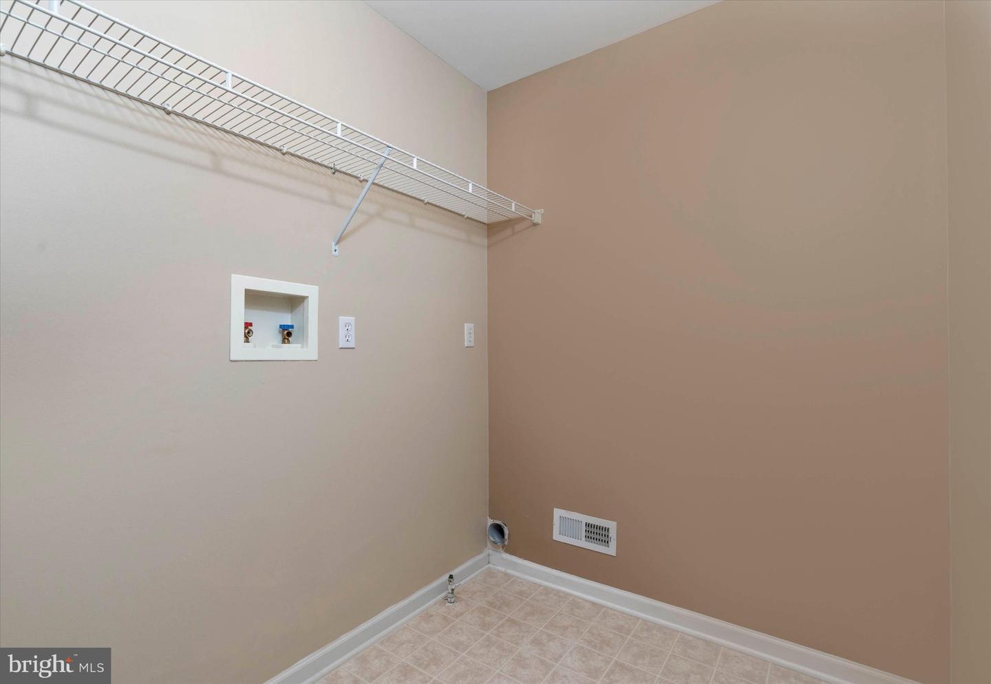 Photo 31 of 50 of 219 Birchwood Dr townhome
