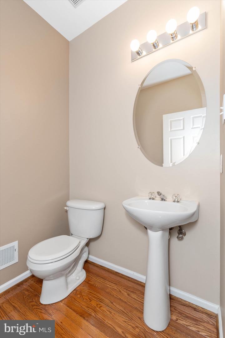 Photo 7 of 50 of 219 Birchwood Dr townhome