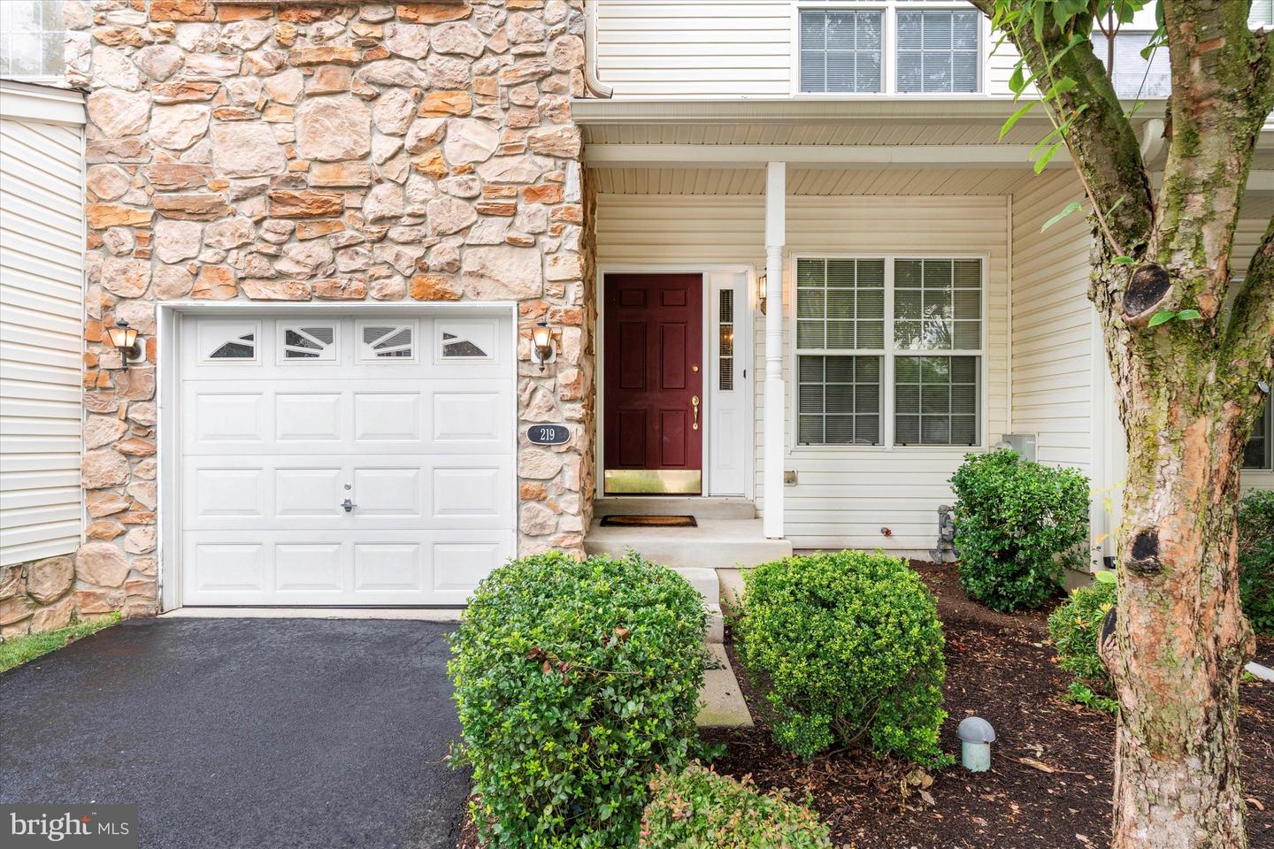 Photo 2 of 50 of 219 Birchwood Dr townhome