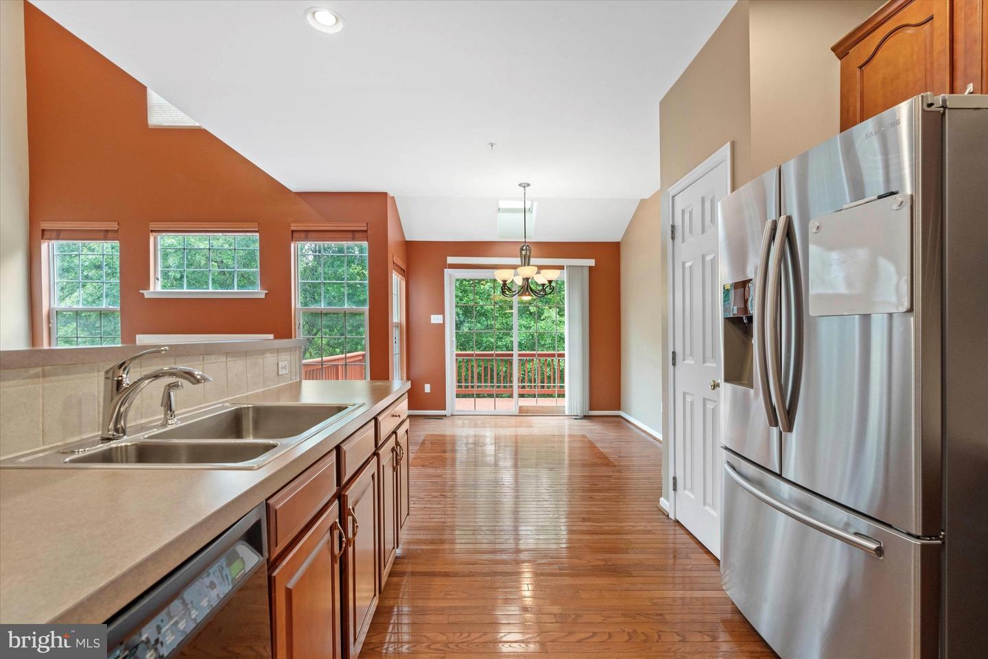 Photo 22 of 50 of 219 Birchwood Dr townhome