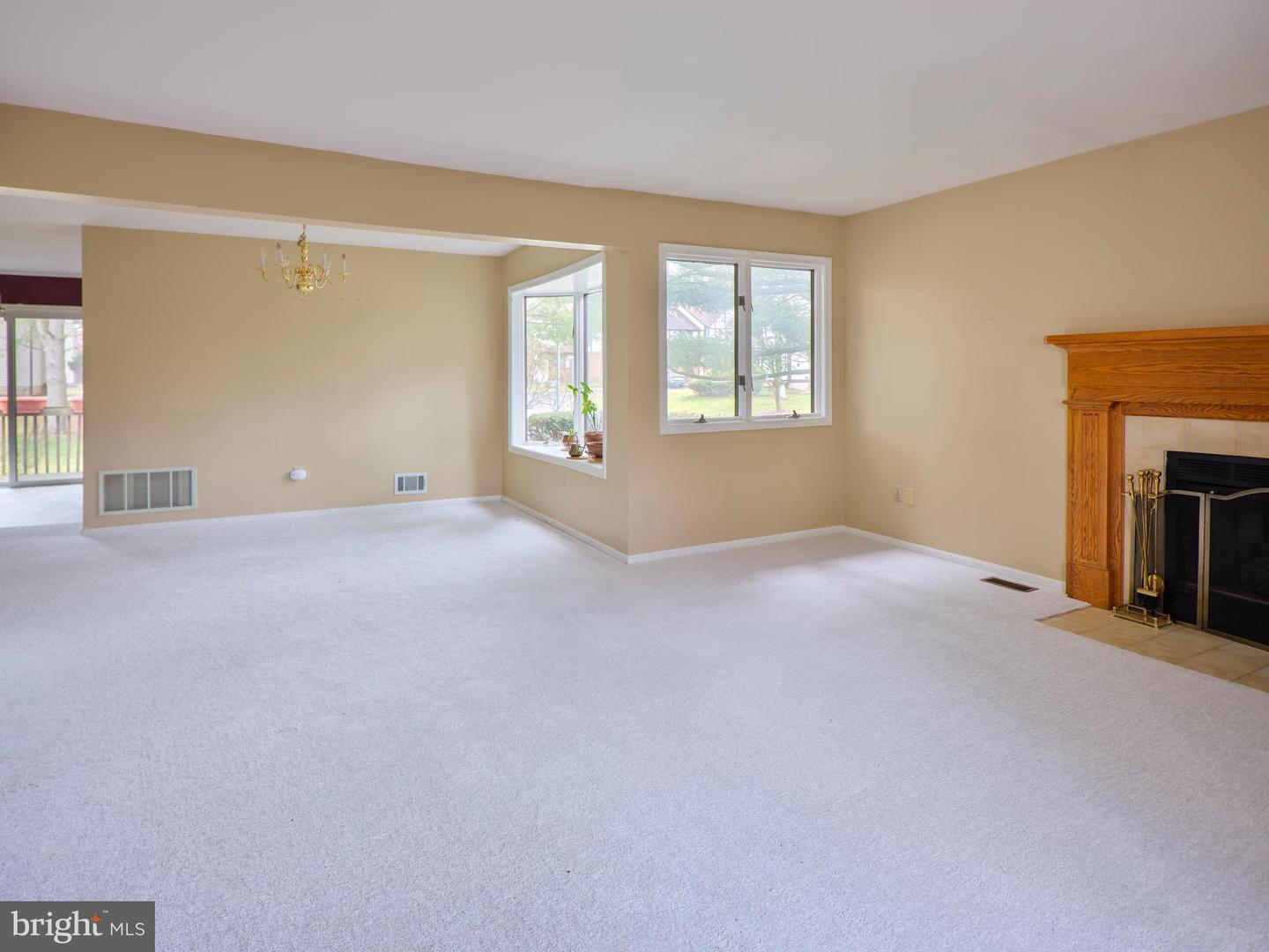 Photo 7 of 26 of 1 Aragon Ct townhome