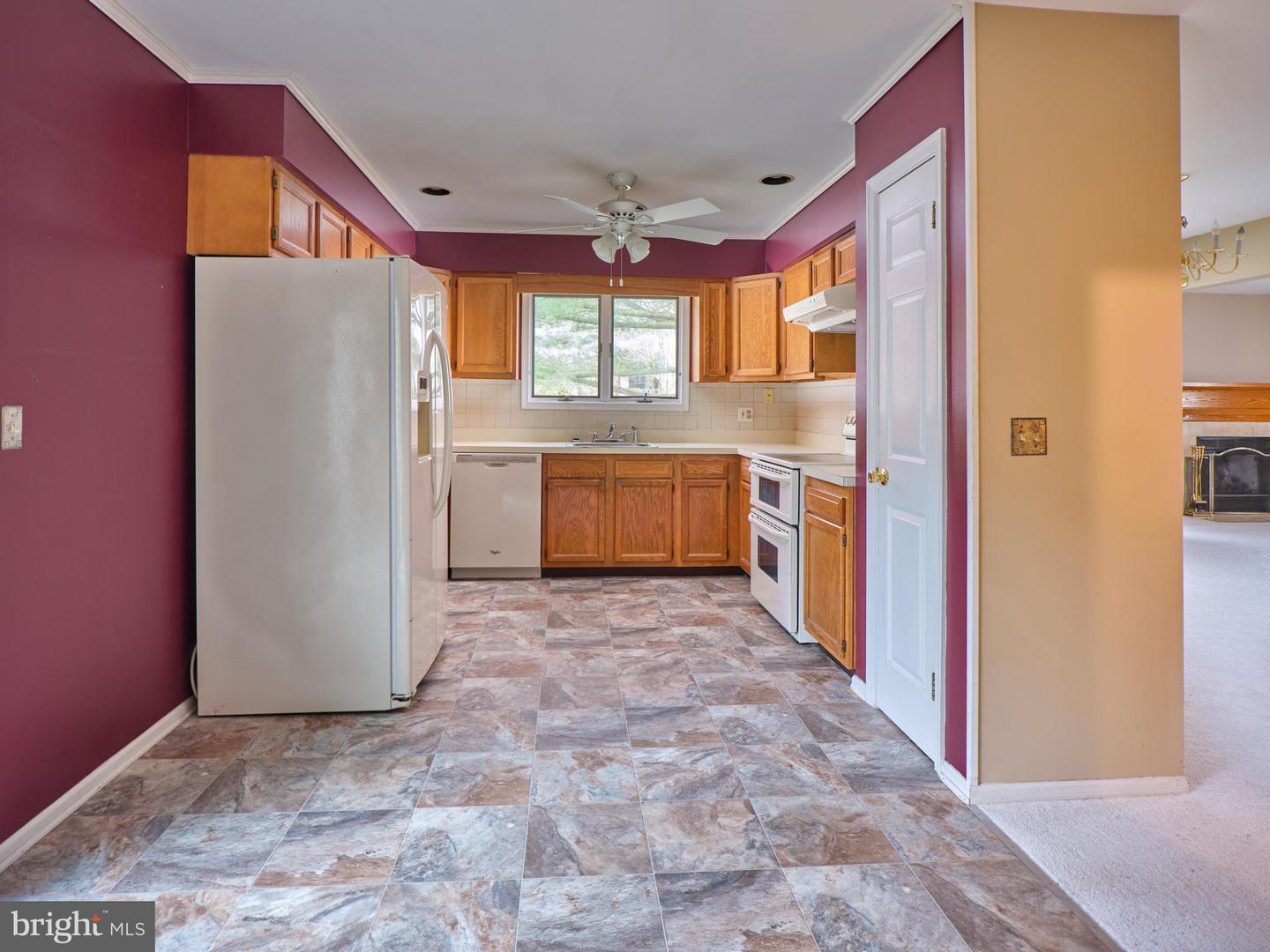 Photo 13 of 26 of 1 Aragon Ct townhome
