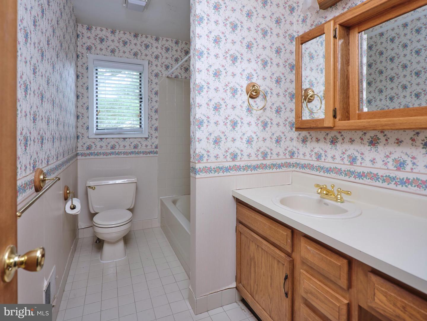 Photo 16 of 26 of 1 Aragon Ct townhome