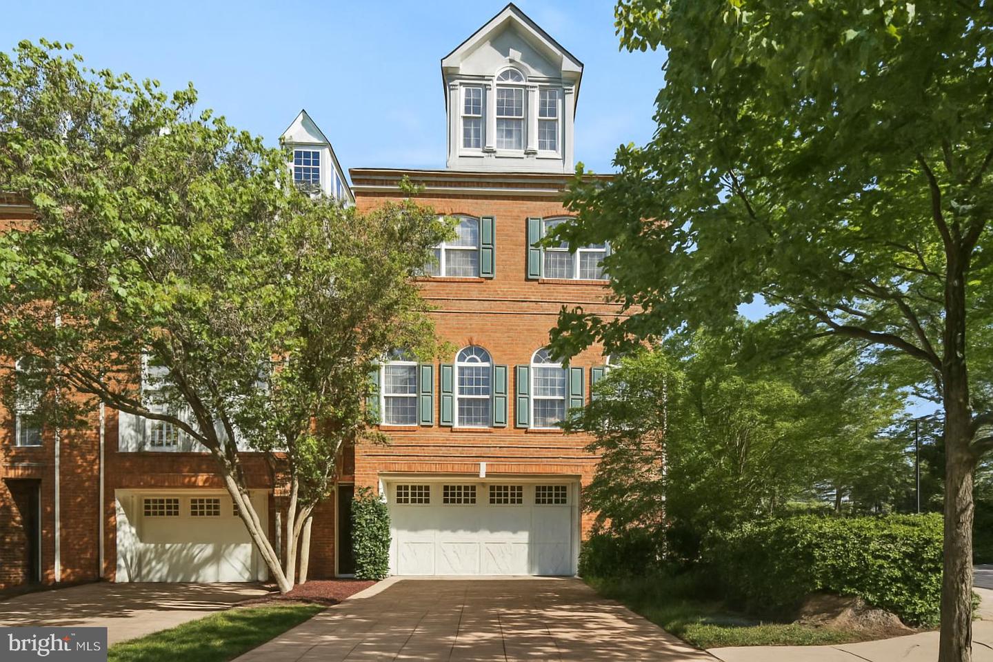 2714 Cabernet Ln