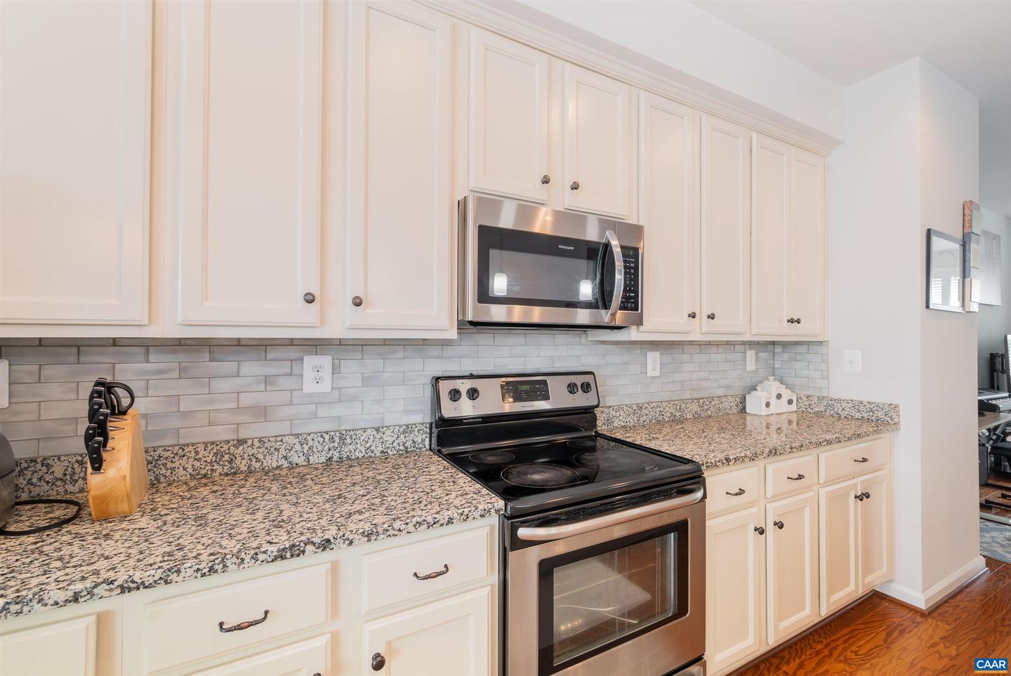 Photo 15 of 45 of 1448 Timberwood Blvd townhome