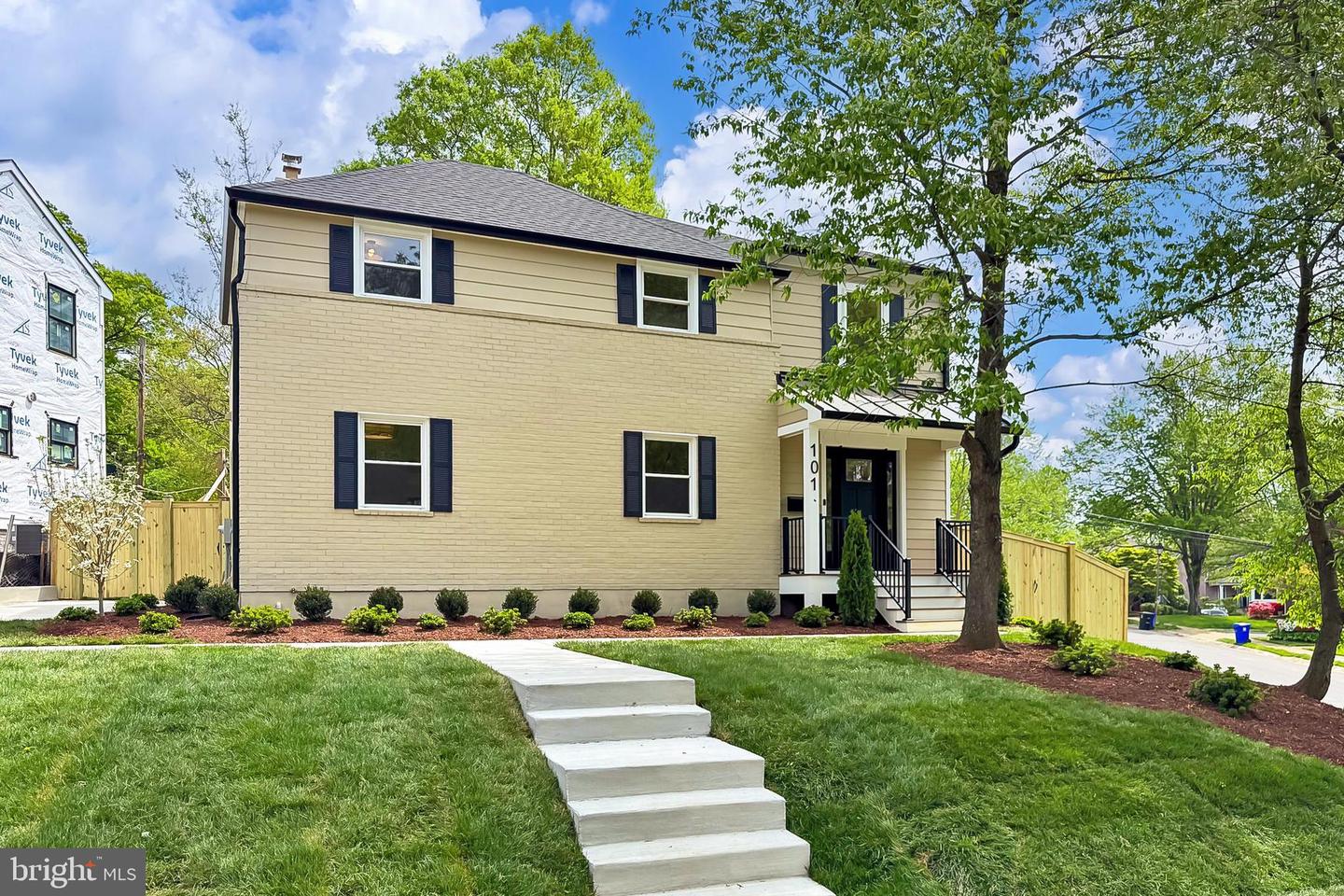 101 N Greenbrier St