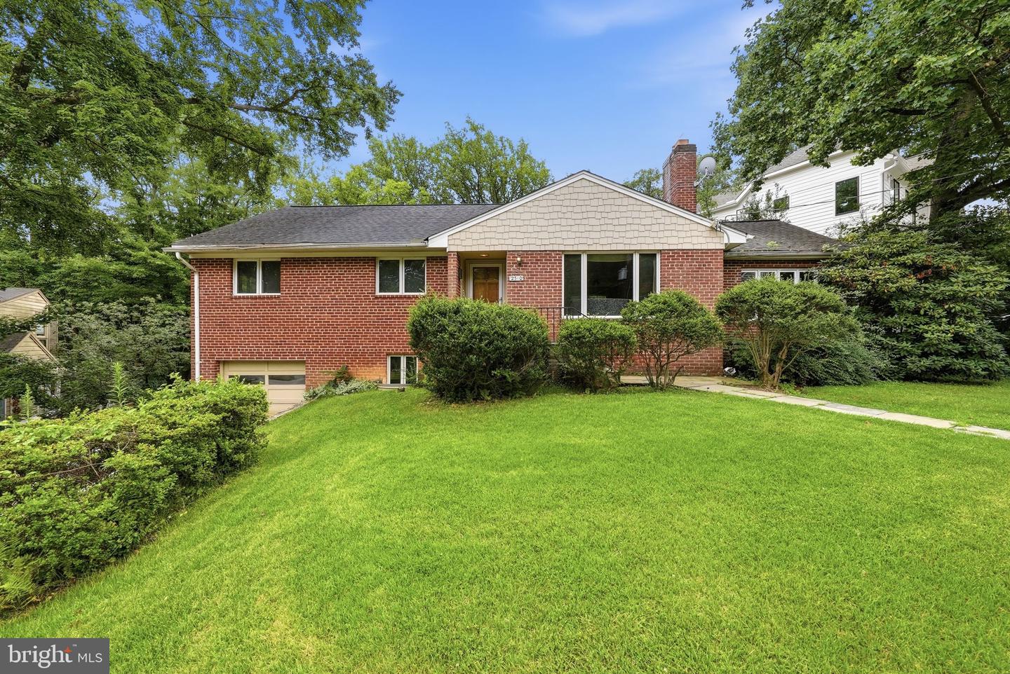 2510 N Upland Street, Arlington, VA, 22207