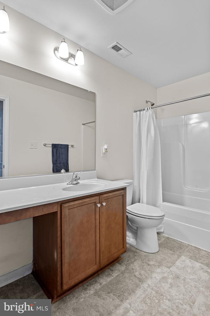 Photo 18 of 19 of 17505 Wynstone Park Ln townhome