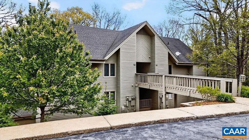 2231 Tanners Ridge Condos Rdg