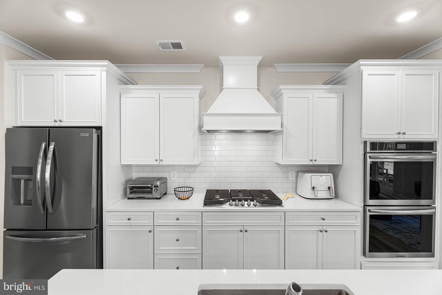 Photo 11 of 47 of 32297 Norman Ln #Th105 townhome