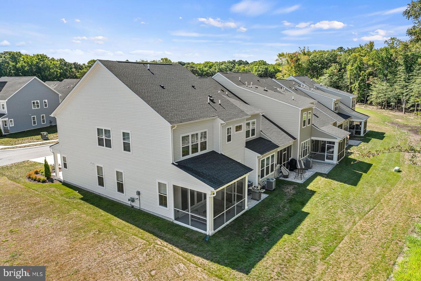 Photo 4 of 47 of 32297 Norman Ln #Th105 townhome